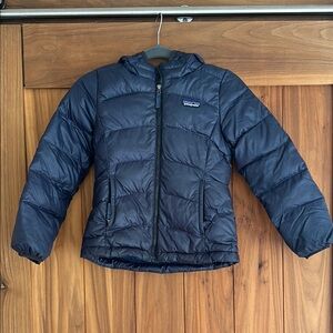 Patagonia Girls Navy Down Hoody